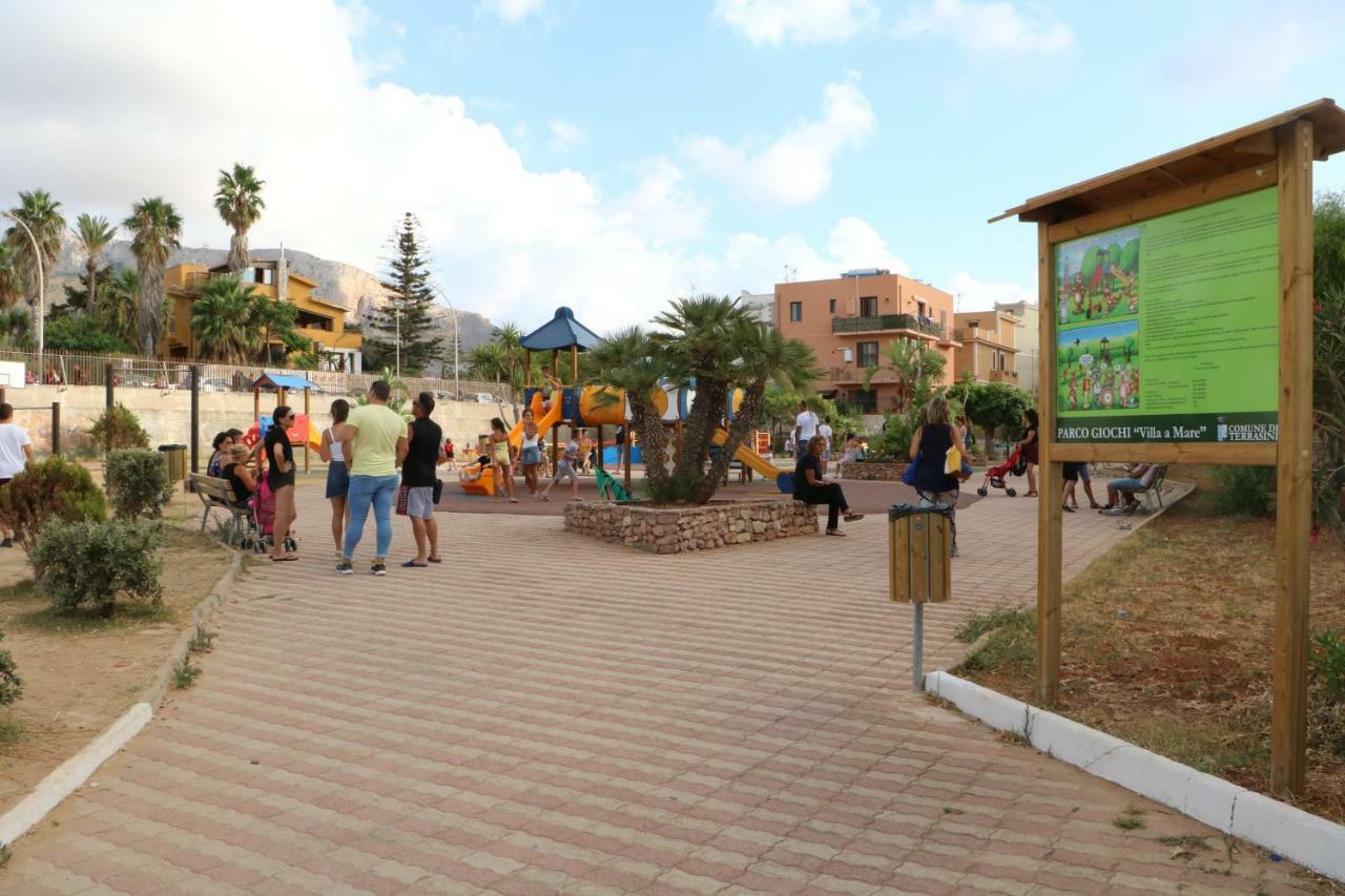 شقة La Casa Di Magiu تيراسيني المظهر الخارجي الصورة