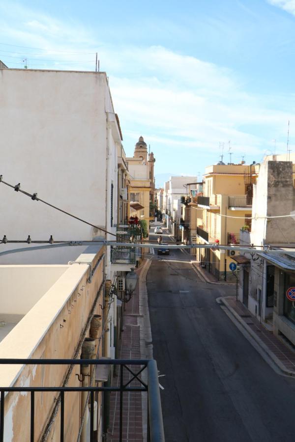 شقة La Casa Di Magiu تيراسيني المظهر الخارجي الصورة